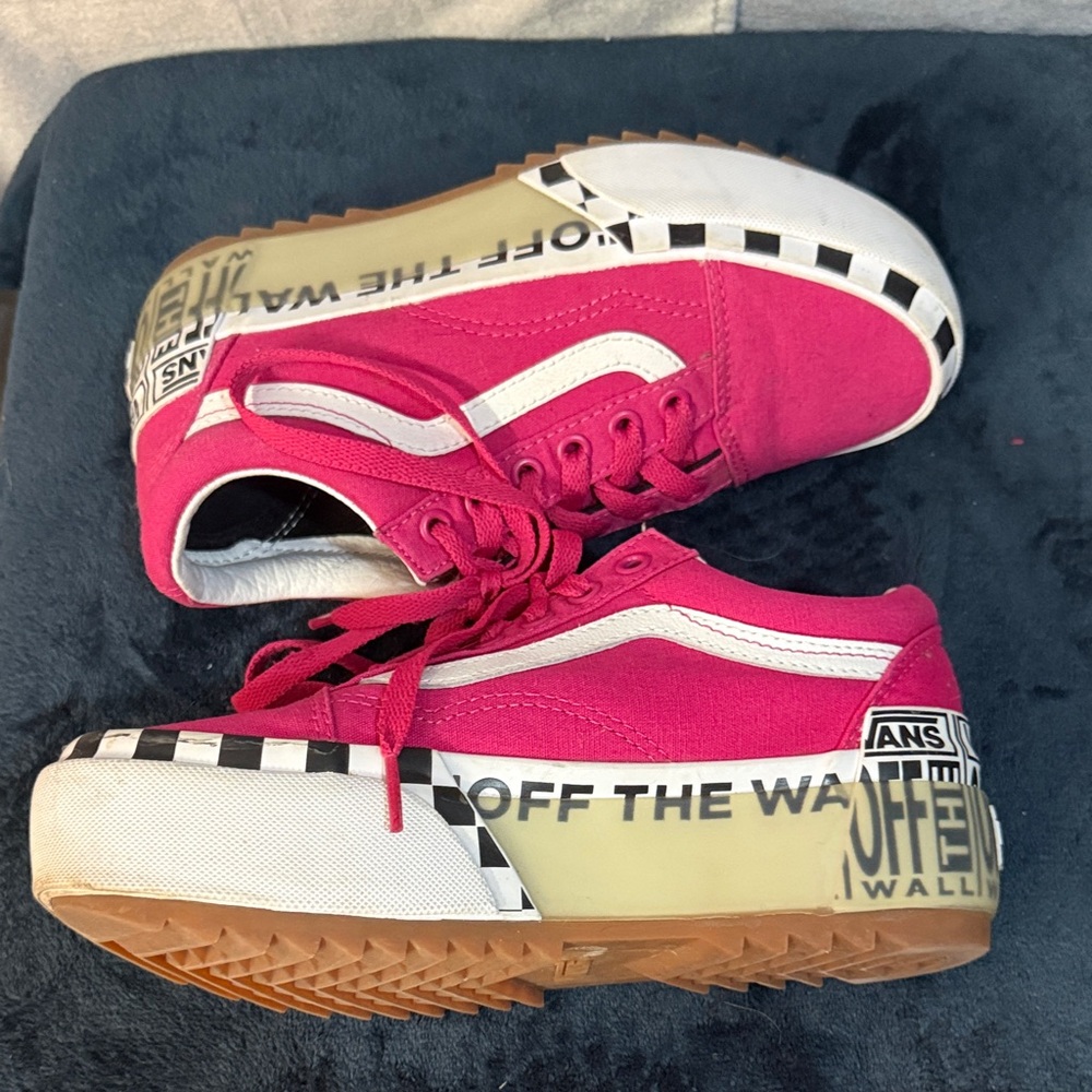 Vans Women's Bold Pink Platform Sneakers - Picture 4 of 8